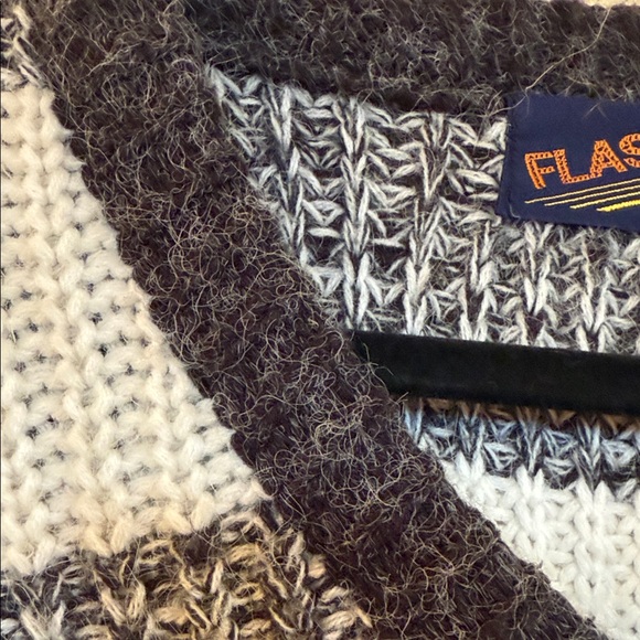 Elegant V-Neck Sweater - Black, Gray, White - Picture 8 of 12